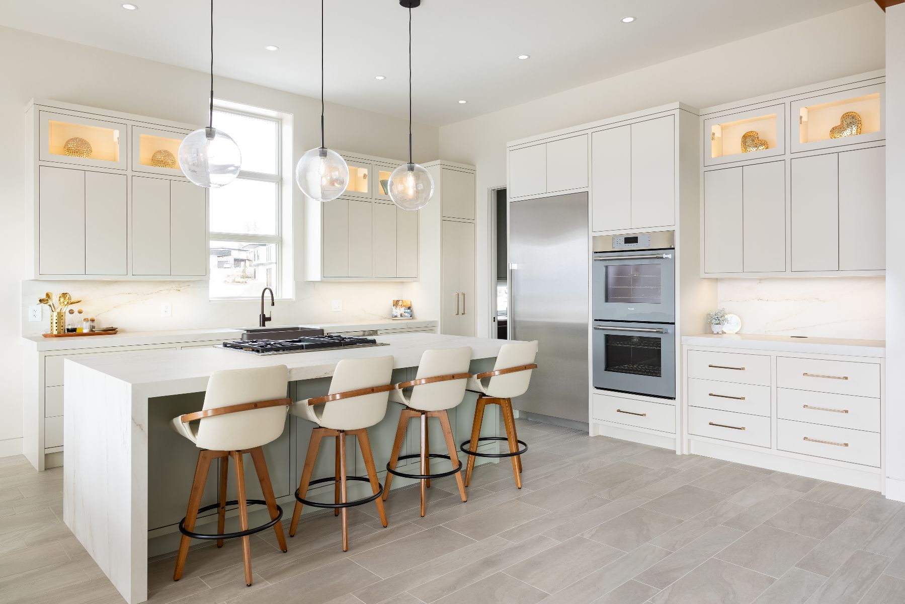 6 Benefits of Custom Cabinetry - charlesandhudson.com