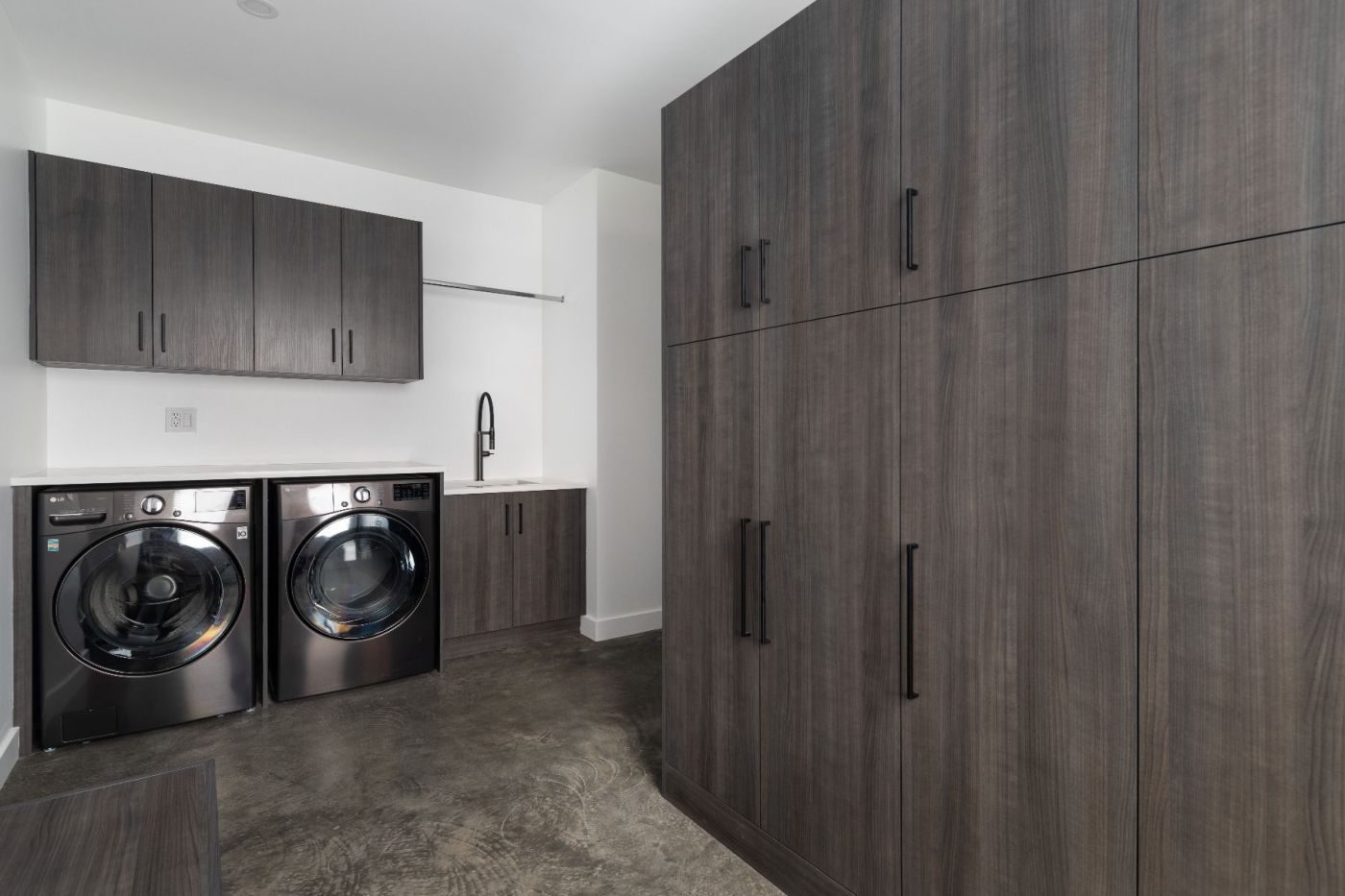Norelco Cabinets | Blackwood West